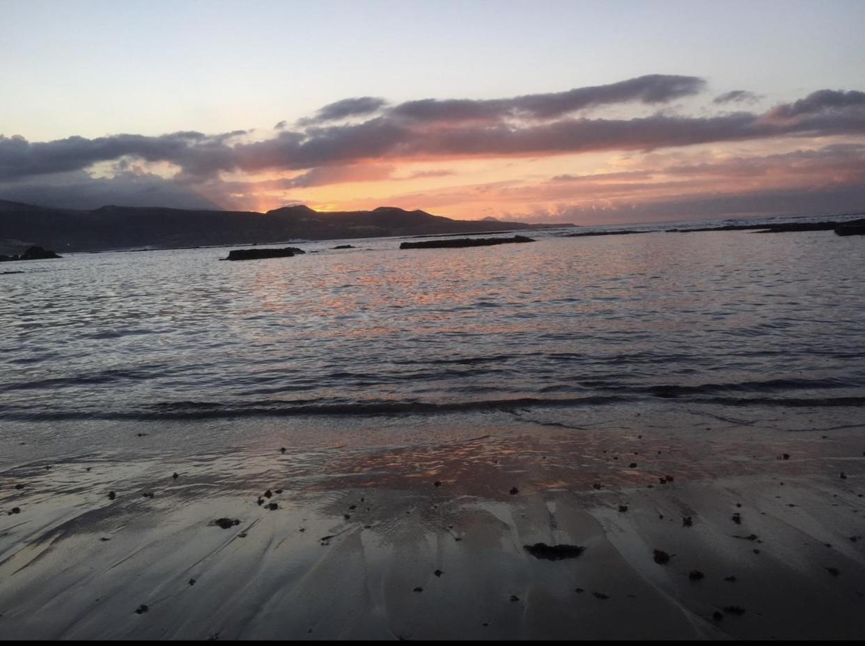 Las Canteras Beach Лас Палмас де Гран Канария Екстериор снимка