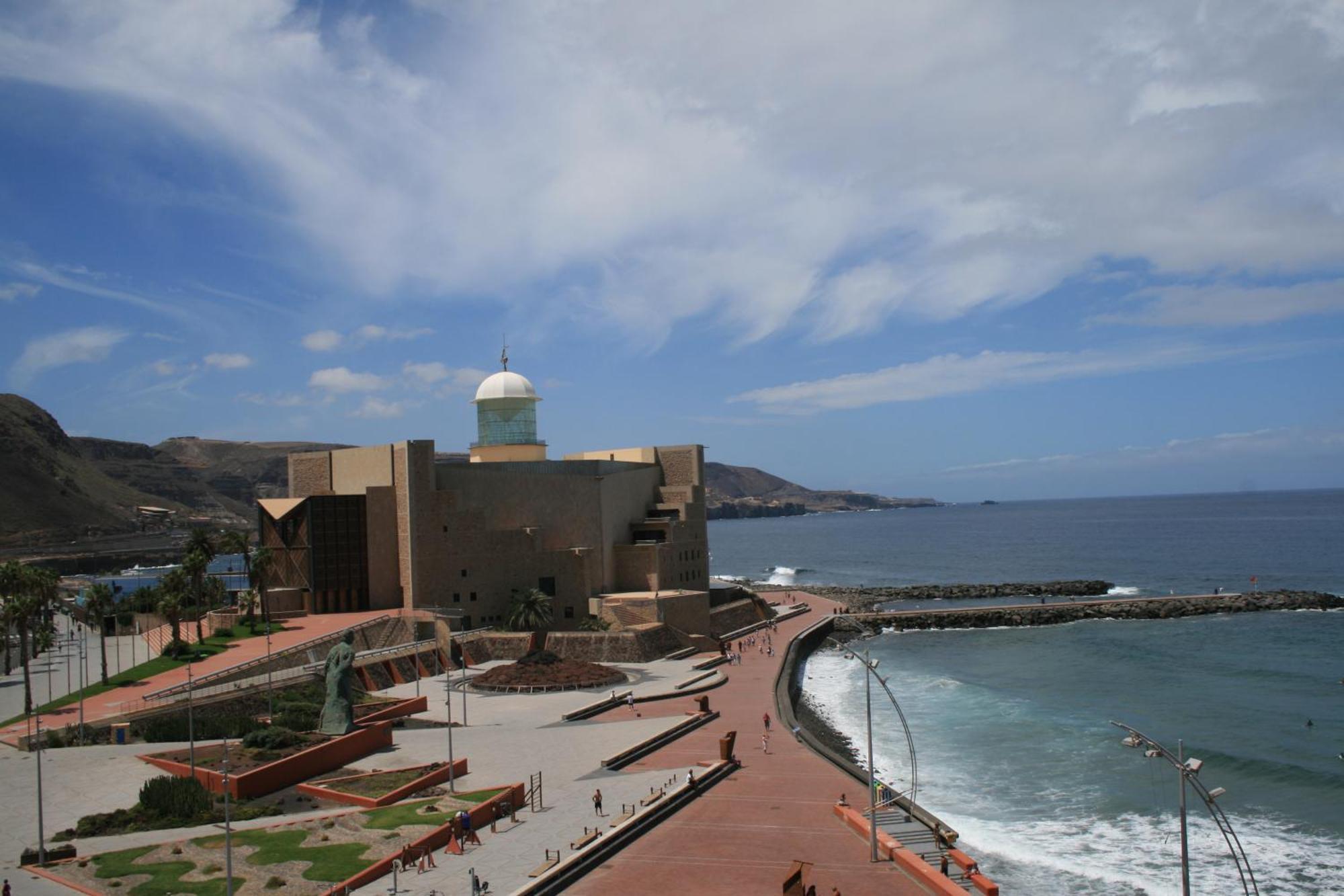 Las Canteras Beach Лас Палмас де Гран Канария Екстериор снимка