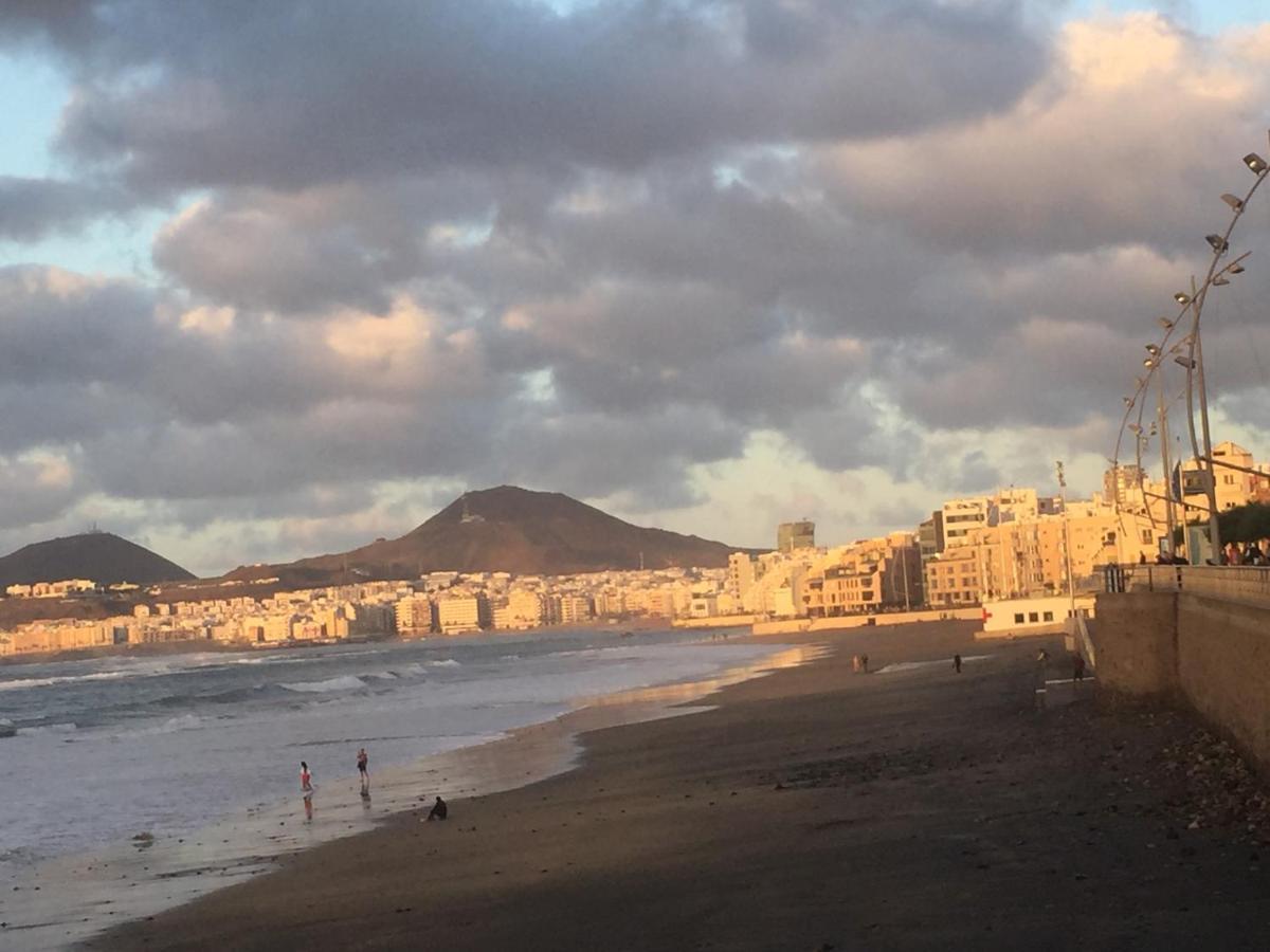 Las Canteras Beach Лас Палмас де Гран Канария Екстериор снимка